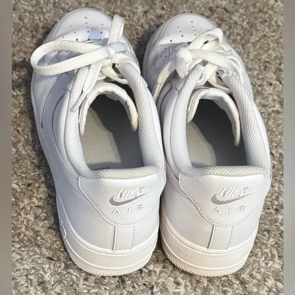 Men’s Nike Air Force Ones - Picture 3 of 5